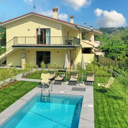 Apartman Leti *