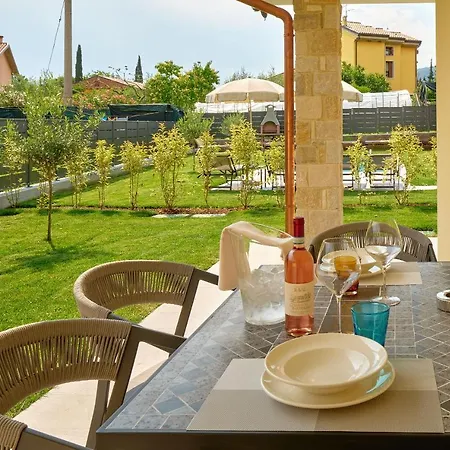 Apartman Leti